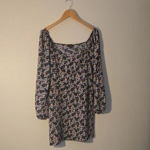 Miss Selfridge Black and White Sheath Dress with Bishop Sleeves